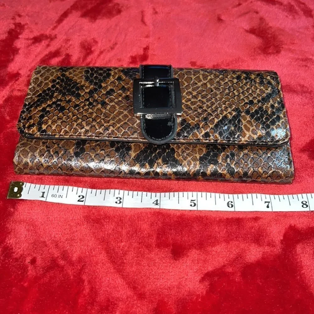 Wallet    - Picture 5 of 6